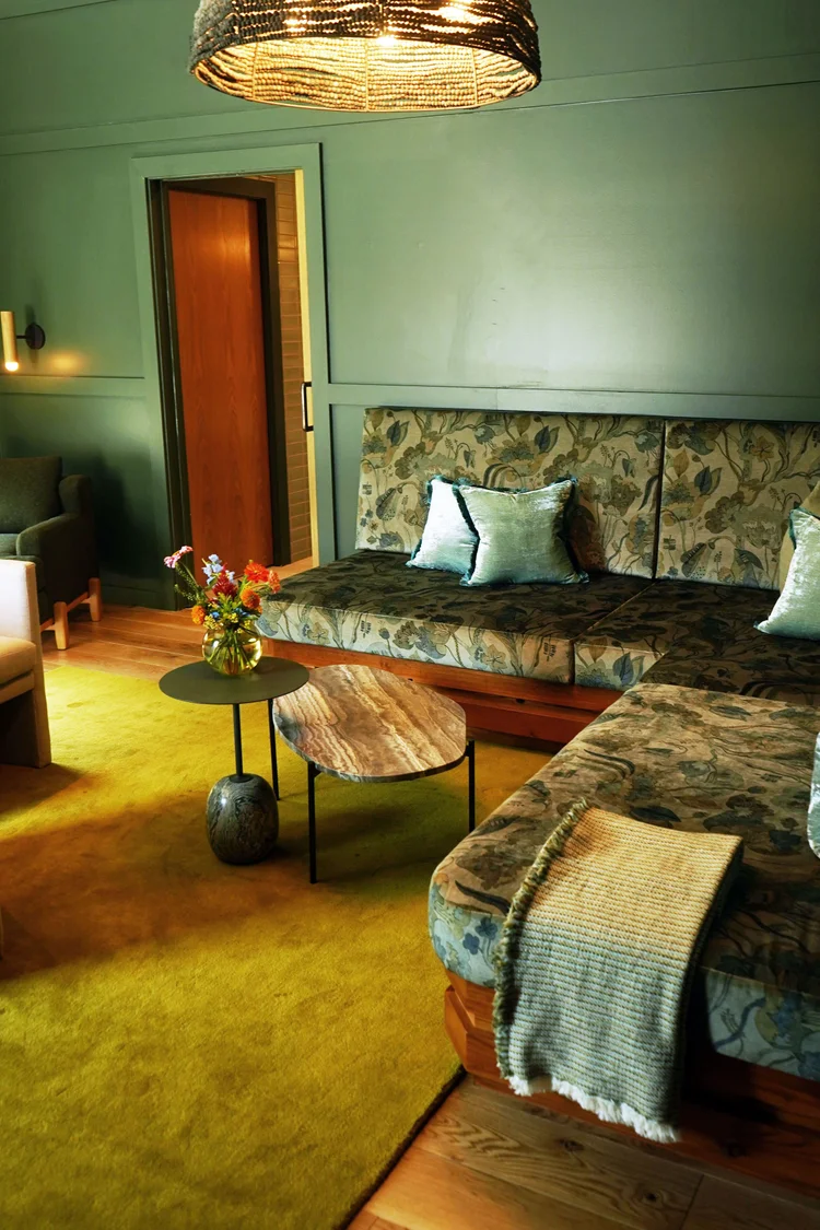 Albert Hotel — photo